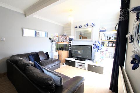 96 Windmill Avenue, Kettering, NN16 0RD