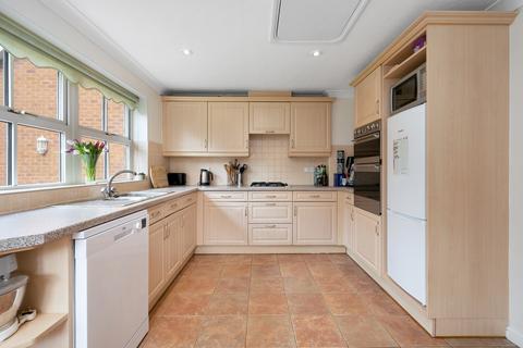 8 Gilmore Close, Oakham, LE15 6FR