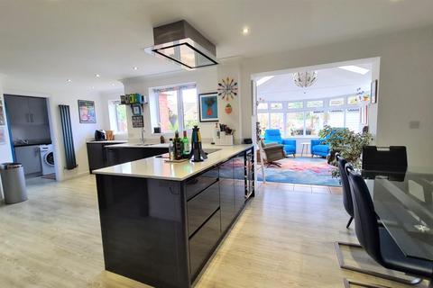 12 Harborough Close, Whissendine, Oakham, LE15 7PB