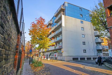Laurel Apartments, Townsend Street