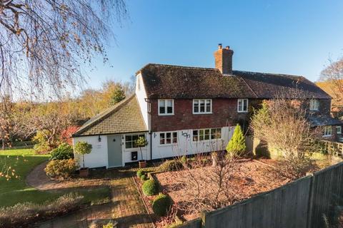 3 bedroom semi-detached house for sale - Situated On The Outskirts Of Hawkhurst