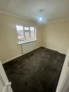 2 bedroom terraced house to rent, Bainbridge Street, Carrville