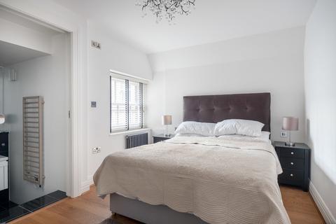 2 bedroom apartment for sale, Exchange Court, Covent Garden WC2