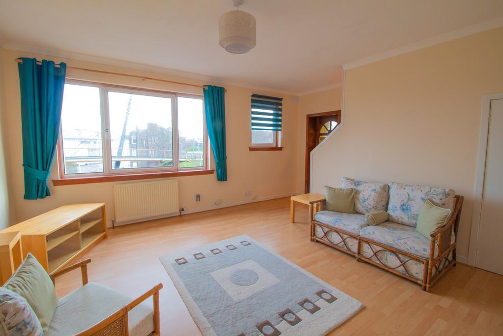 Gray Street, Aberdeen 3 bed apartment £875 pcm (£202 pw)