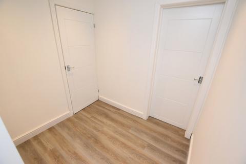 2 bedroom apartment to rent, Athelstan Road, Margate