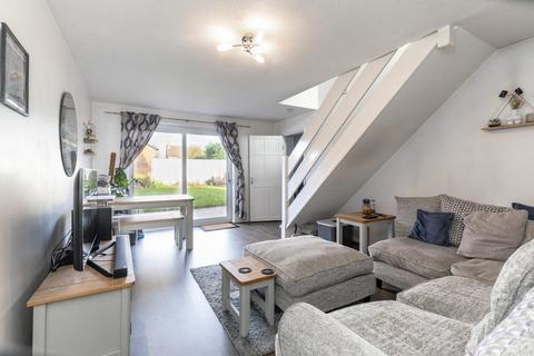 2 bedroom end of terrace house for sale - Runnymede, Up Hatherley, Cheltenham GL51 3RJ