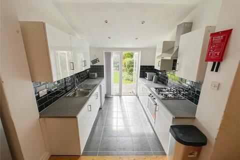 5 bedroom semi-detached house to rent, Sherwood Avenue, Fallowfield, M14