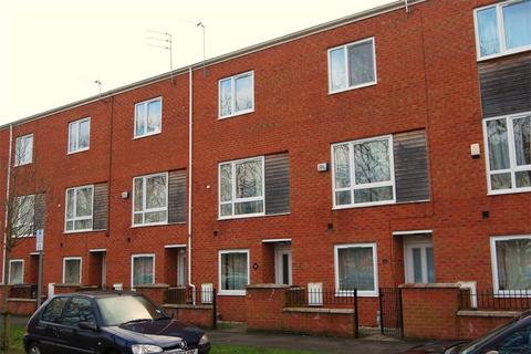 4 bedroom terraced house to rent, Lauderdale Crescent, Grove Village, Manchester, Greater Manchester, M13