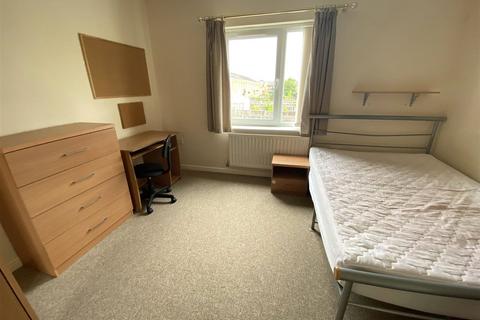 undefined, Manchester, Greater Manchester, M13