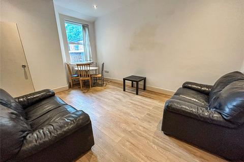 3 bedroom terraced house to rent, Whitby Road, Fallowfield, M14