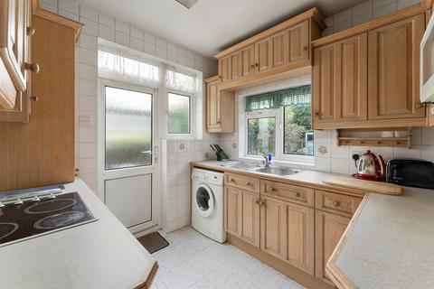 4 bedroom semi-detached house for sale - Ellesmere Close, Wanstead