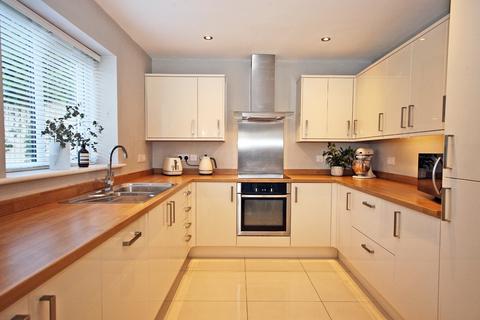 4 bedroom detached house for sale, Tai Newydd, Pentre Berw, Gaerwen, Sir Ynys Mon, LL60