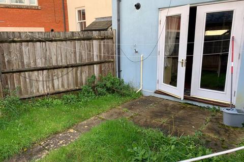 4 bedroom terraced house for sale - A highly productive shared property currently generating rental income c£23,000 per annum. Potential for further income.