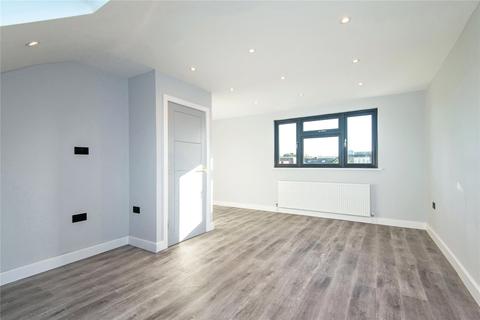 2 bedroom flat for sale - Pennine Drive, Golders Green Estate, NW2