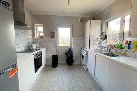 5 bedroom house to rent - Brading Road, Brighton,