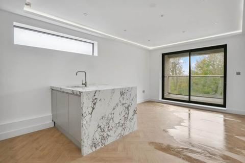 2 bedroom apartment to rent - The Ridge Way, South Croydon, Surrey, CR2