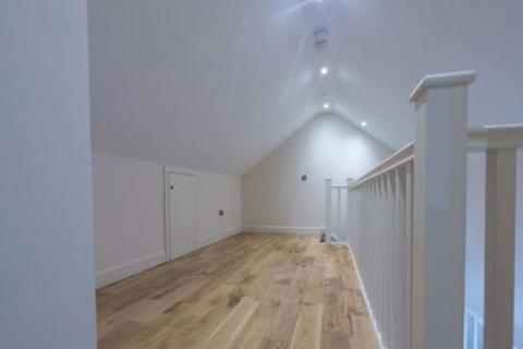 3 bedroom apartment to rent, 44 Reigate Hill, Reigate