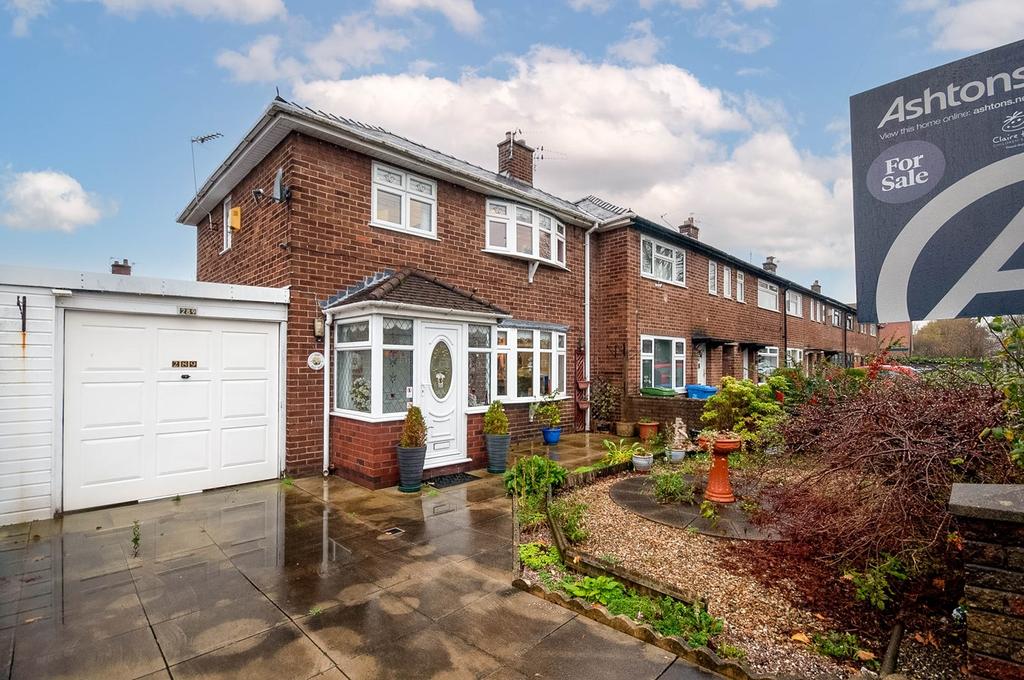 Poplars Avenue, Warrington, WA2 3 bed townhouse for sale £180,000