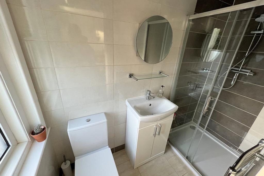 En suite shower room