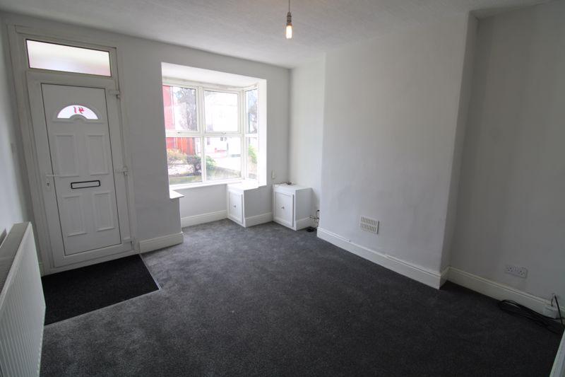 Jasmine Road, Basford, Nottingham, NG5 1JN 2 bed end of terrace house