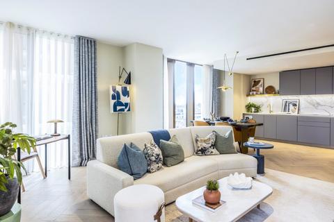 3 bedroom flat for sale, 185 Park Street, London