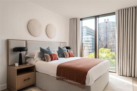 3 bedroom flat for sale, 185 Park Street, London