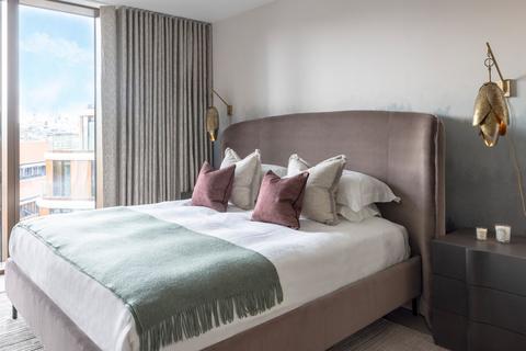 3 bedroom flat for sale, 185 Park Street, London