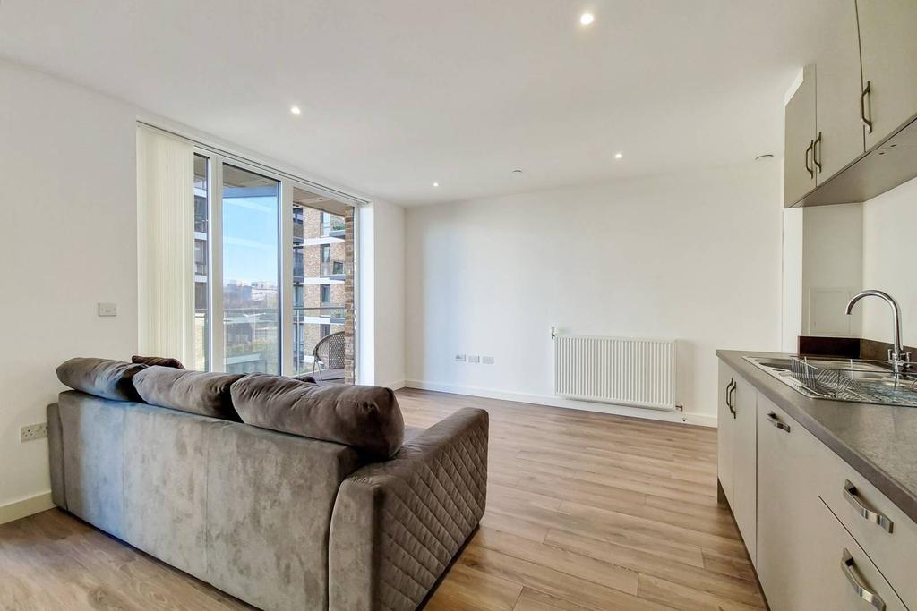 Victory Parade, Woolwich, London, SE18 1 bed flat - £1,850 pcm (£427 pw)