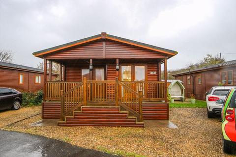 2 bedroom detached bungalow for sale - Colehouse Lane, Clevedon