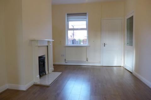 2 bedroom terraced house to rent - Saxon Street, LL13