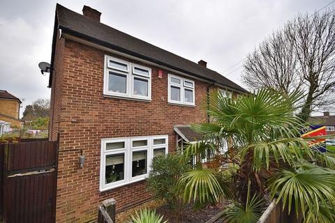 3 bedroom semi-detached house for sale - Withy Mead, London, E4