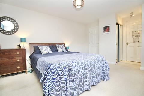 132 Alnesbourn Crescent, Ipswich, IP3 9GD