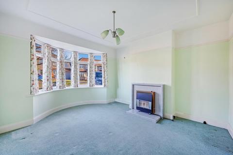 75 Walsingham Gardens, Epsom, KT19 0LT