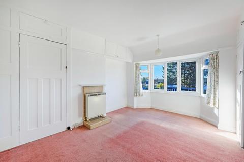 75 Walsingham Gardens, Epsom, KT19 0LT