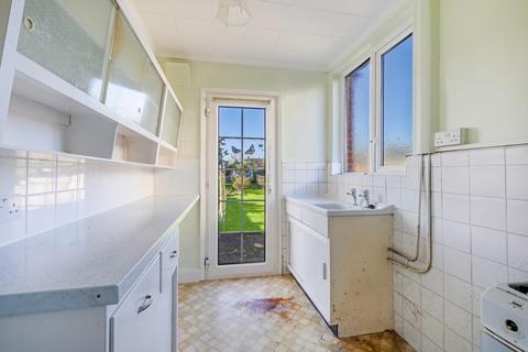 75 Walsingham Gardens, Epsom, KT19 0LT