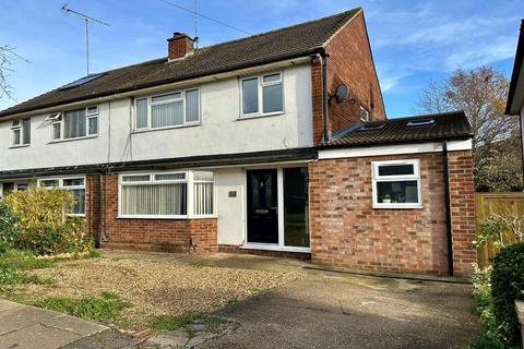 184 Hazeldene Road, Northampton, NN2 7ND