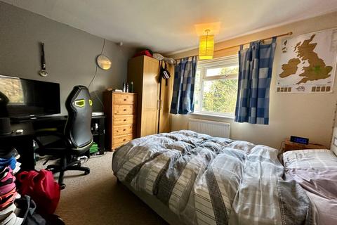 184 Hazeldene Road, Northampton, NN2 7ND