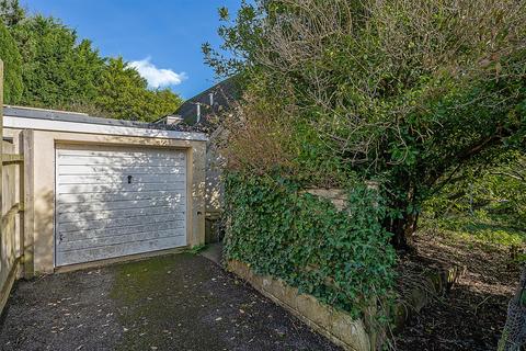 11 Chantry Hill, Slapton, Kingsbridge, TQ7 2QY