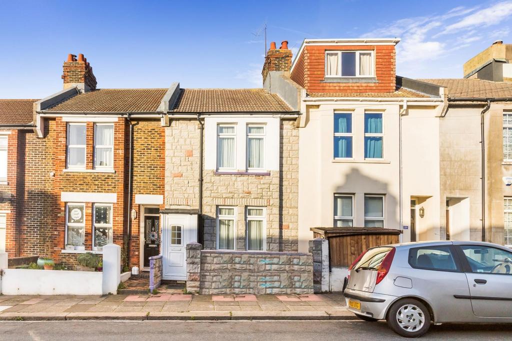 Ladysmith Road, Brighton 3 bed terraced house for sale £375,000