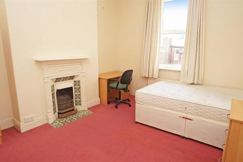 6 bedroom terraced house to rent - Sunbury AvenueJesmondNewcastle Upon Tyne