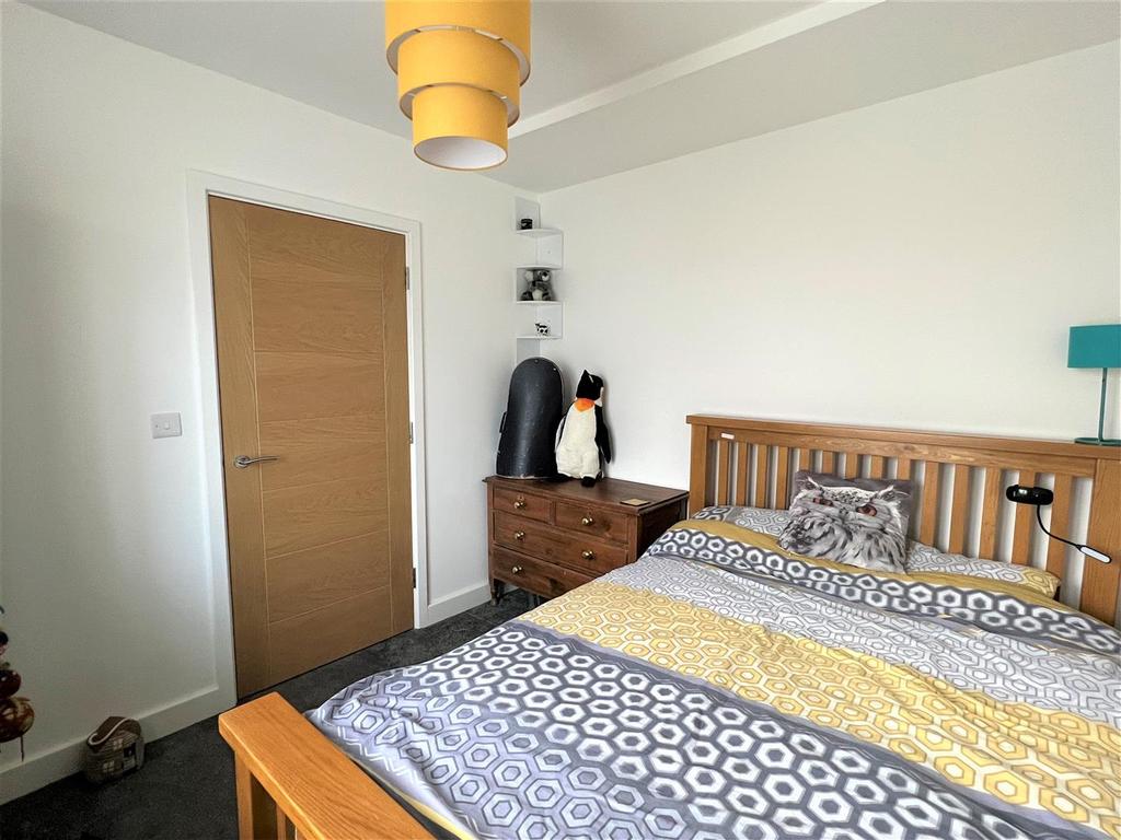 Entrance Floor Bedroom