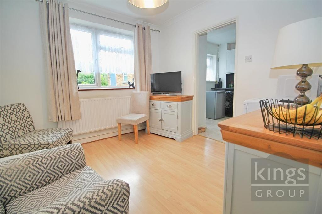 Leven Drive, Waltham Cross 3 bed terraced house £425,000