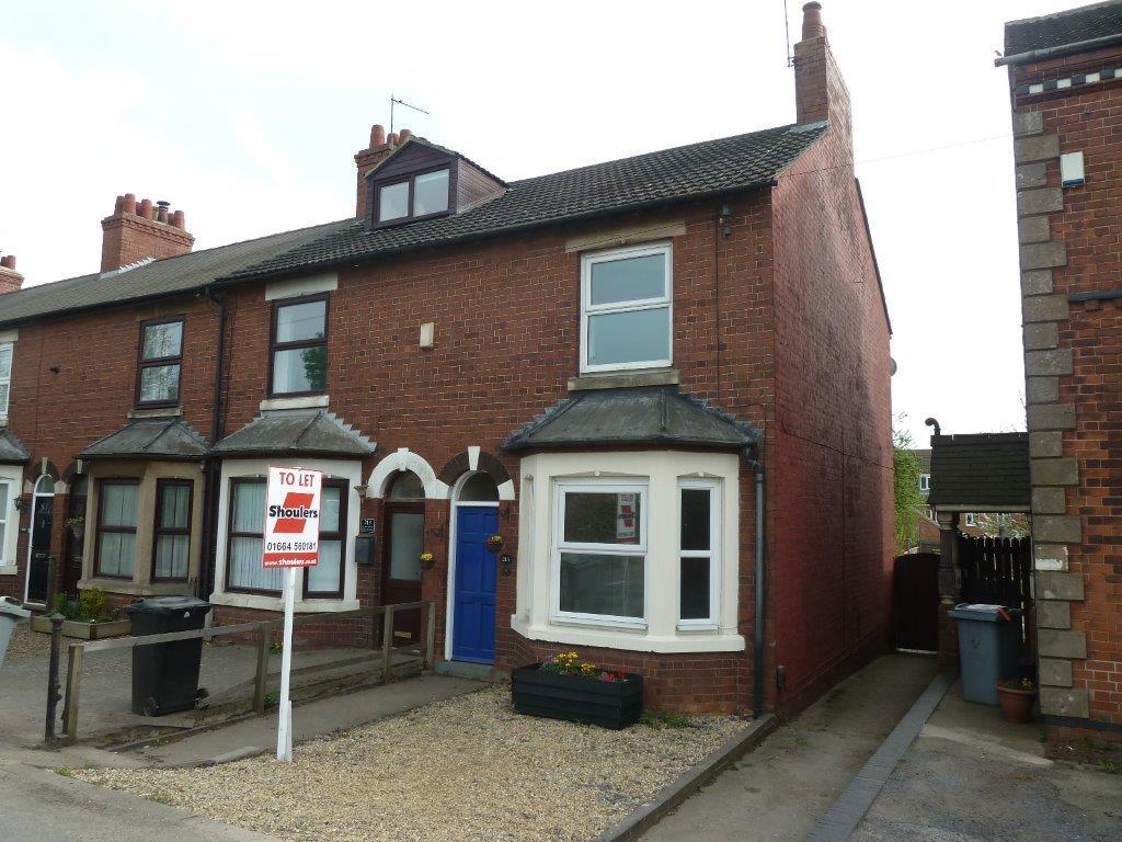 BARROWBY ROAD, GRANTHAM 2 bed end of terrace house £675 pcm (£156 pw)