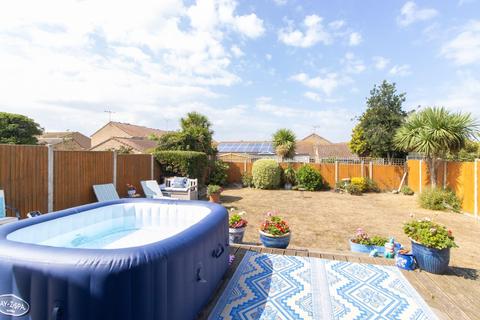 3 bedroom detached bungalow for sale - Botany Road, Broadstairs
