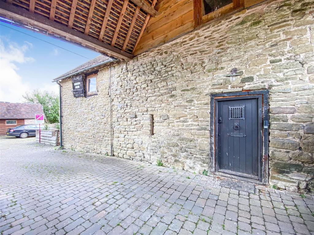 Brandwood Barn 3.JPG
