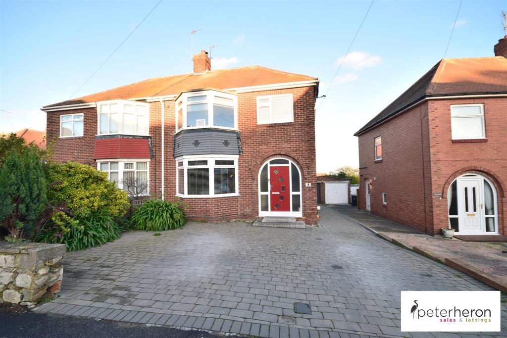 Albyn Gardens, Humbledon, Sunderland 3 bed semidetached house for sale