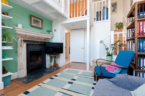 undefined, Schoolbell Mews, Bow E3