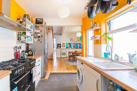 34 Belton Road, Bristol, BS5 0JS