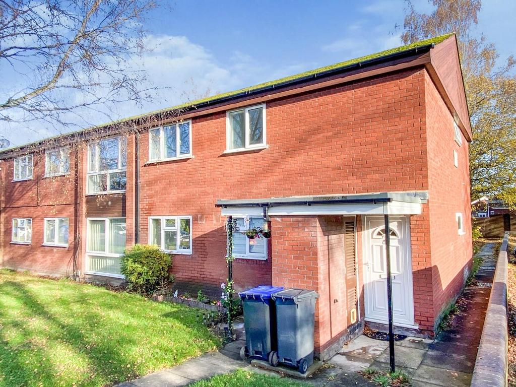 Langcliffe Avenue, Warwick 2 bed for sale £160,000