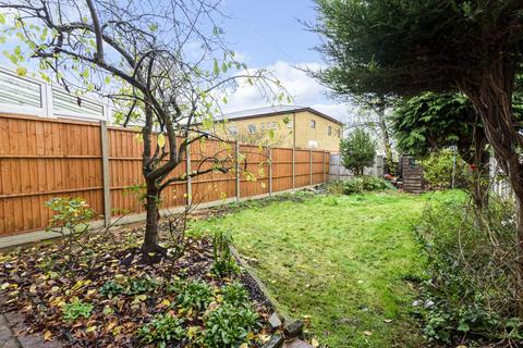 189 Bellingham Road, London, SE6 1EQ